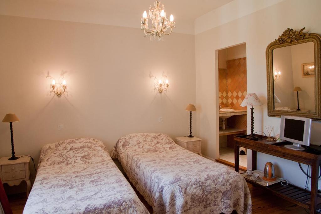 Chambres D'Hotes Les Pratges Figeac Rum bild